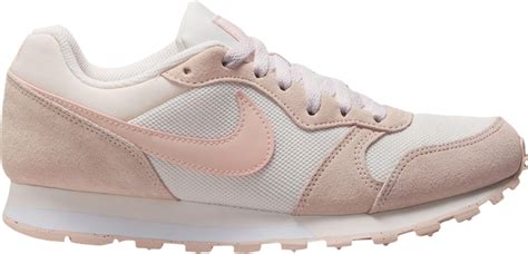 Buy Wmns MD Runner 2 'Light Soft Pink' 